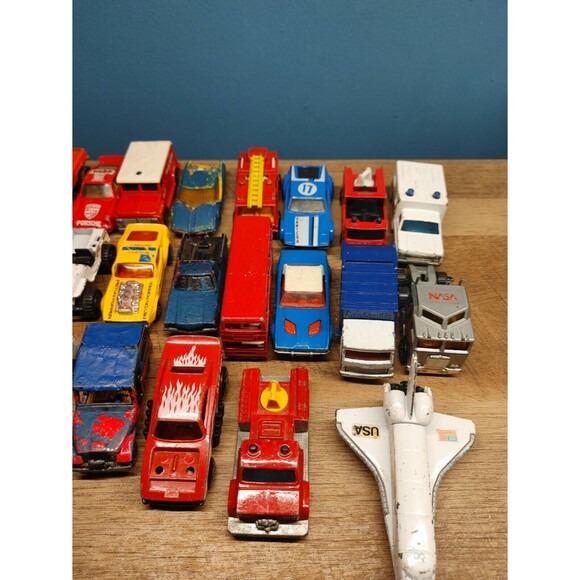 Vintage Lot of 24 Matchbox Trucks Toy‎ Cars 72-73-75-77-78-79-81-91 - Picture 3 of 6